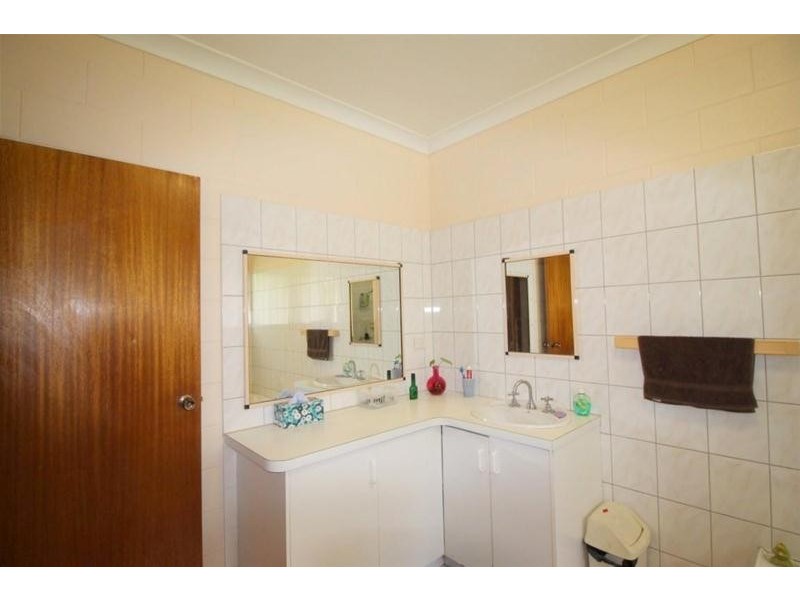 56 Bamber Street, Tully QLD 4854