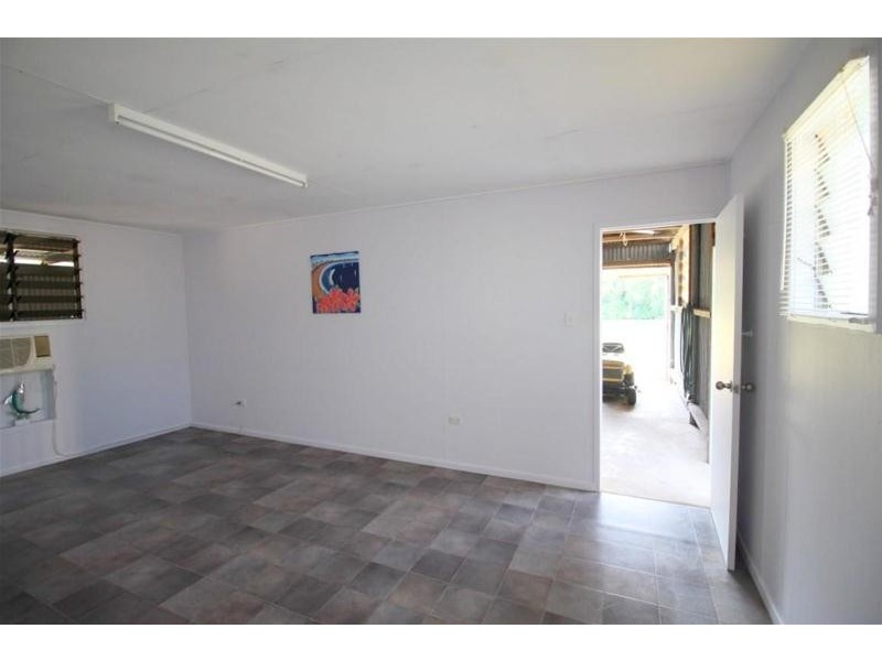 4 Olive Crescent, Kurrimine Beach QLD 4871