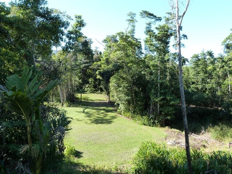 152 Bulgun Road, Bulgun QLD 4854
