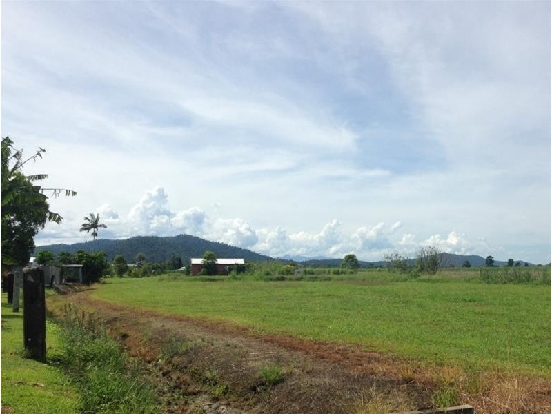 5 Mary Street, Silkwood QLD 4856