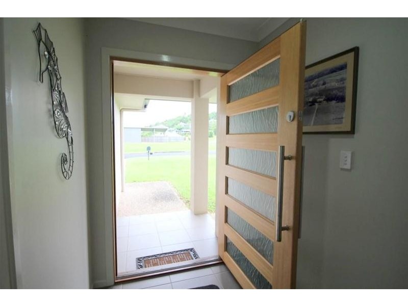 24 Clipper Court, South Mission Beach QLD 4852