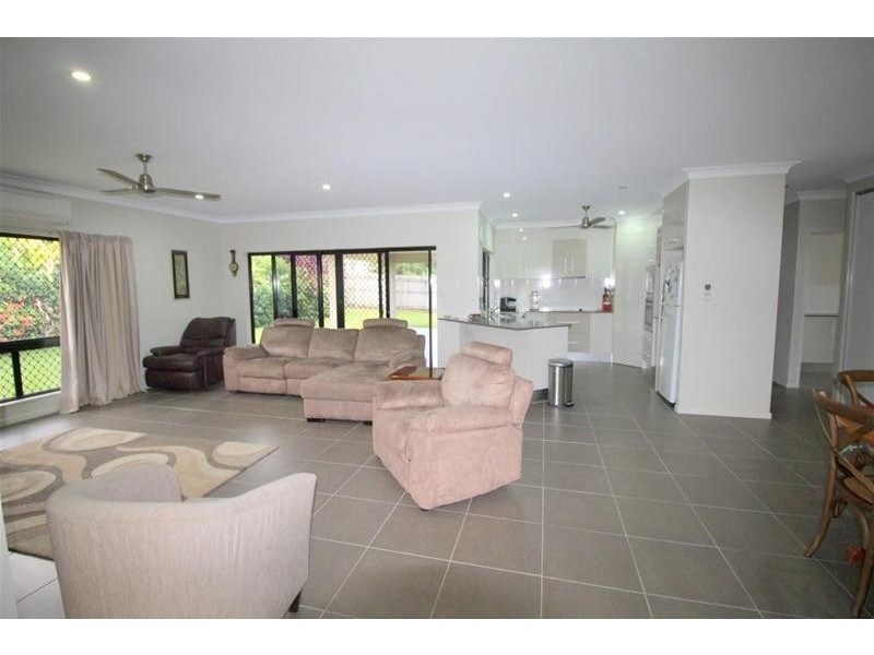 24 Clipper Court, South Mission Beach QLD 4852