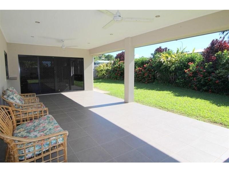 24 Clipper Court, South Mission Beach QLD 4852