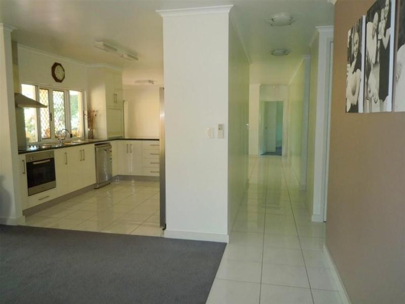 80 North Hull Road, Carmoo QLD 4852