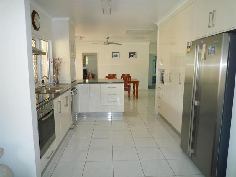 80 North Hull Road, Carmoo QLD 4852