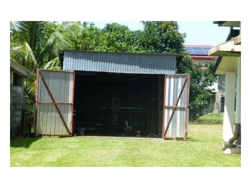 11 Thurles Street, Tully QLD 4854