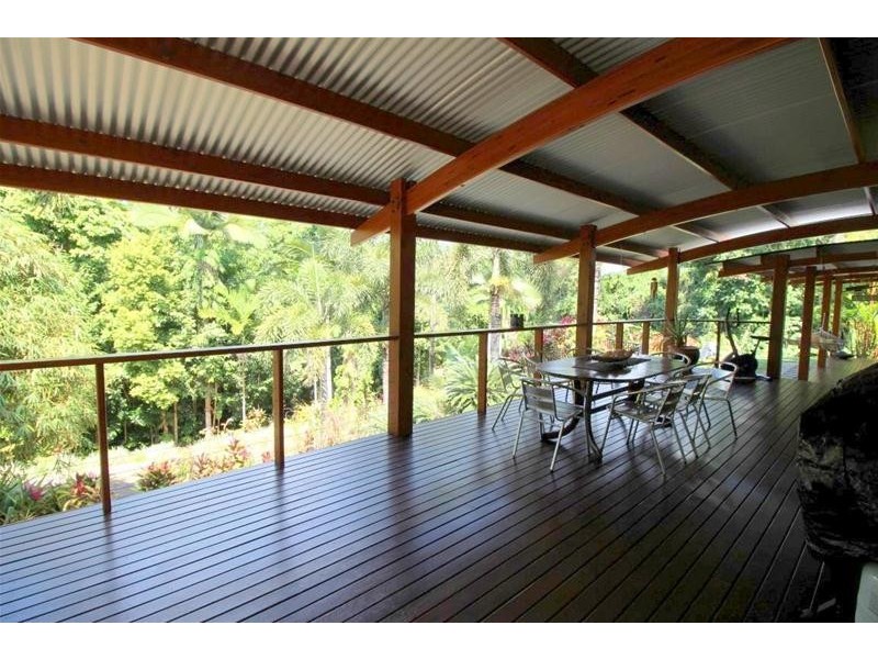 1/627 Bingil Bay Road, Bingil Bay QLD 4852