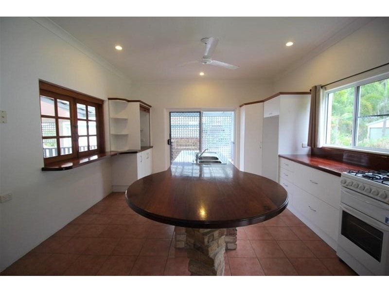 7 Kwila Street, Wongaling Beach QLD 4852