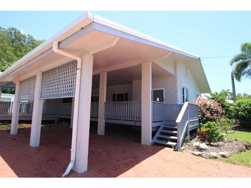 7 Kwila Street, Wongaling Beach QLD 4852