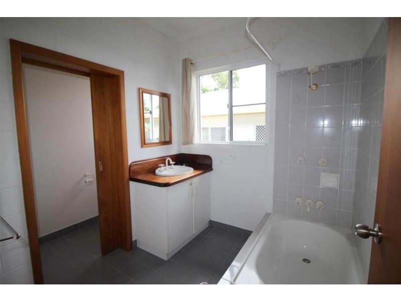 7 Kwila Street, Wongaling Beach QLD 4852