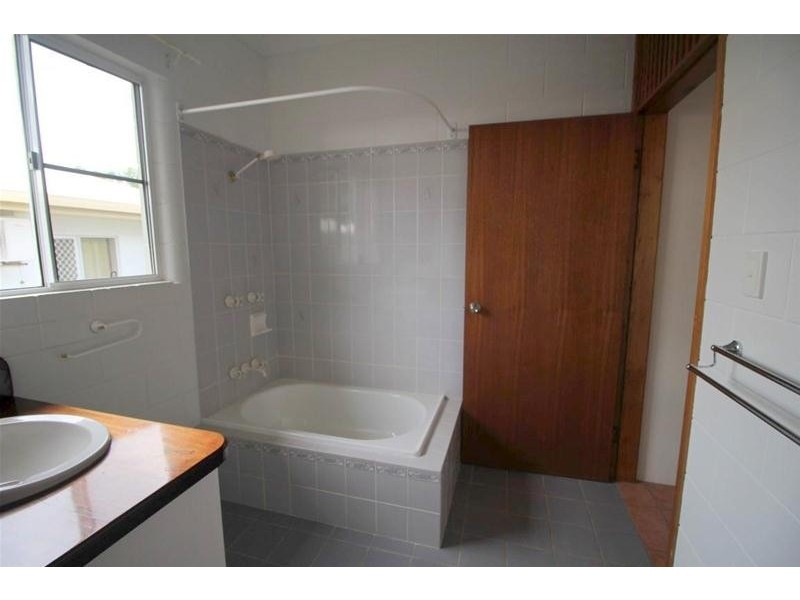 7 Kwila Street, Wongaling Beach QLD 4852