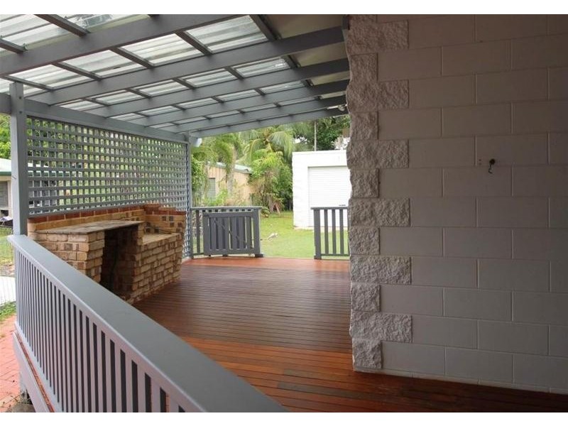 7 Kwila Street, Wongaling Beach QLD 4852