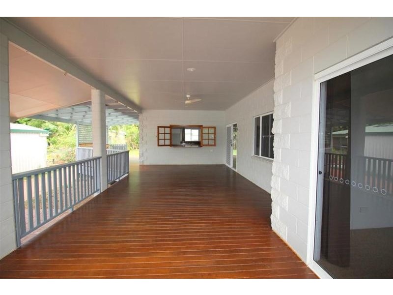 7 Kwila Street, Wongaling Beach QLD 4852