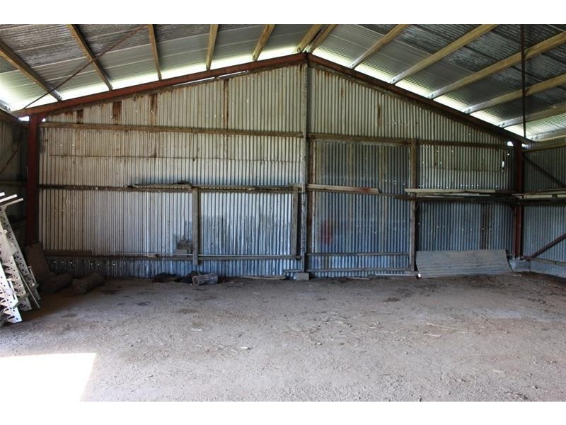 513 Tully-Hull Road, Lower Tully QLD 4854