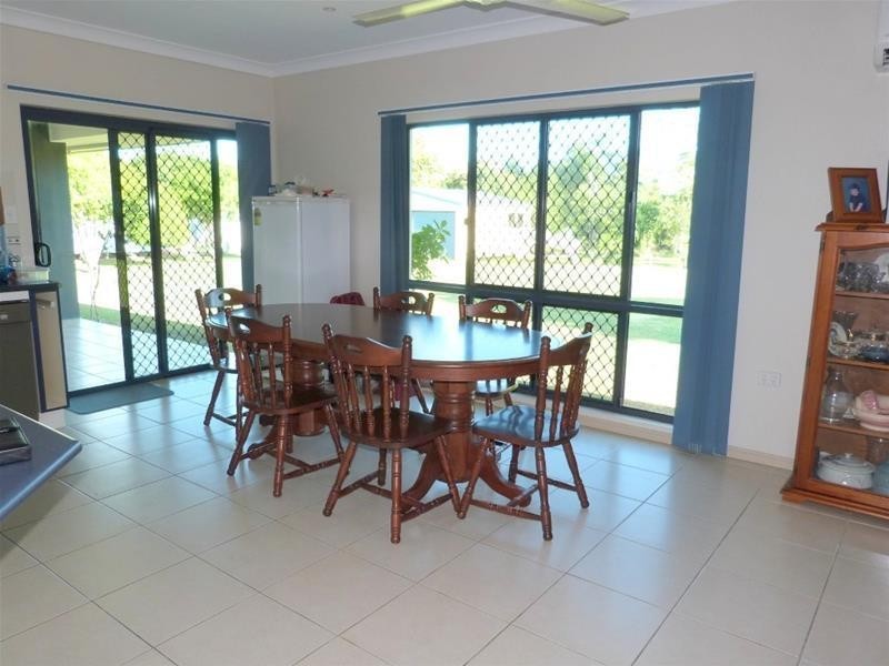 8 MJV McNamara Close, Bulgun QLD 4854