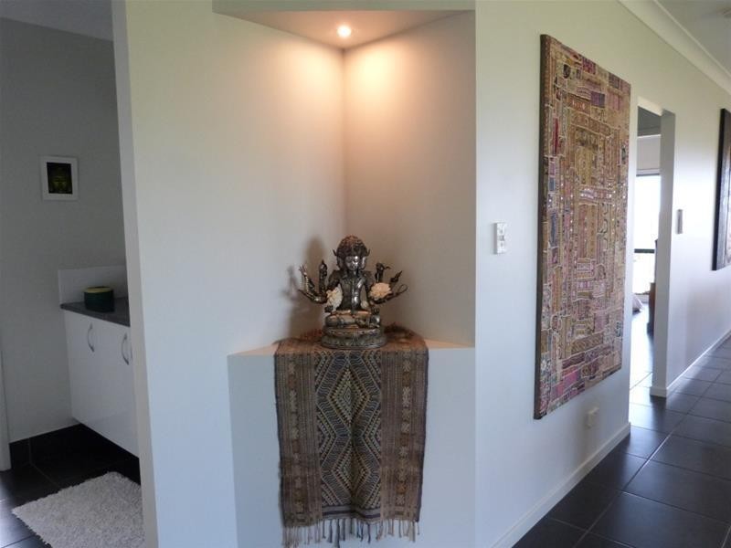 10 Rise Crescent, Mission Beach QLD 4852