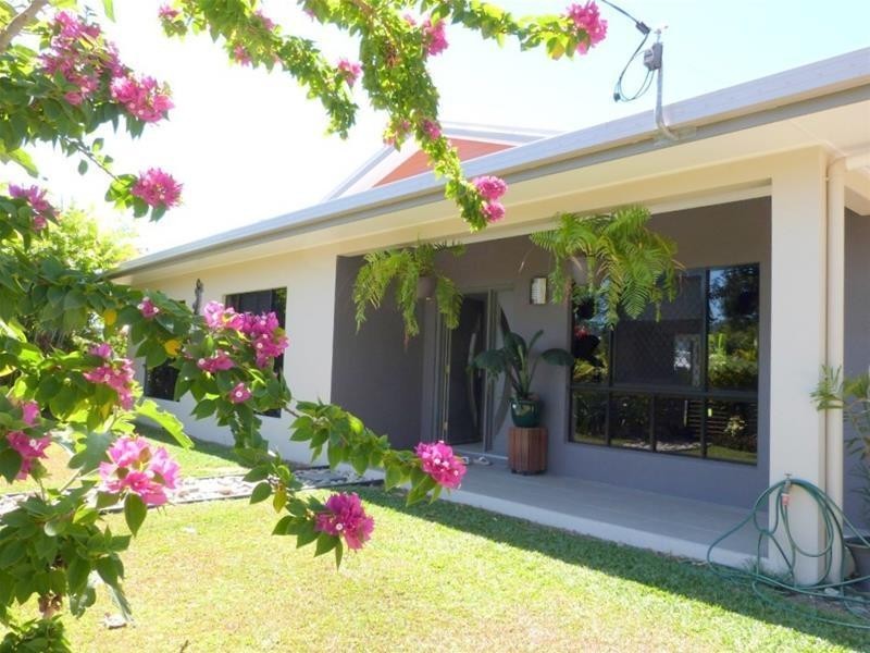 1 Golf Course Street, El Arish QLD 4855