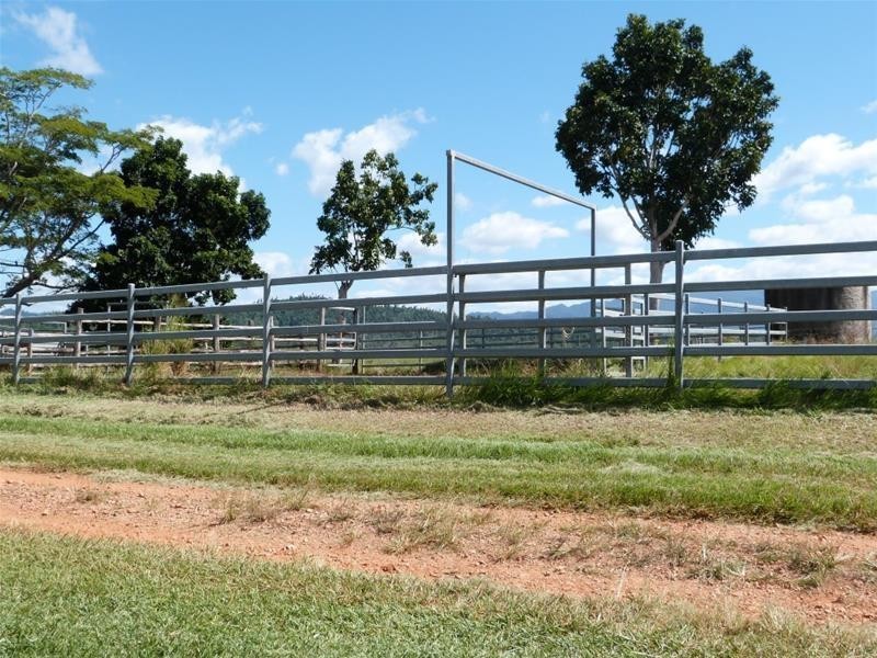 173 Dargin Road, Maria Creeks QLD 4855