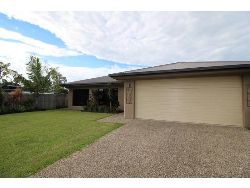 18 Voyager Street, South Mission Beach QLD 4852