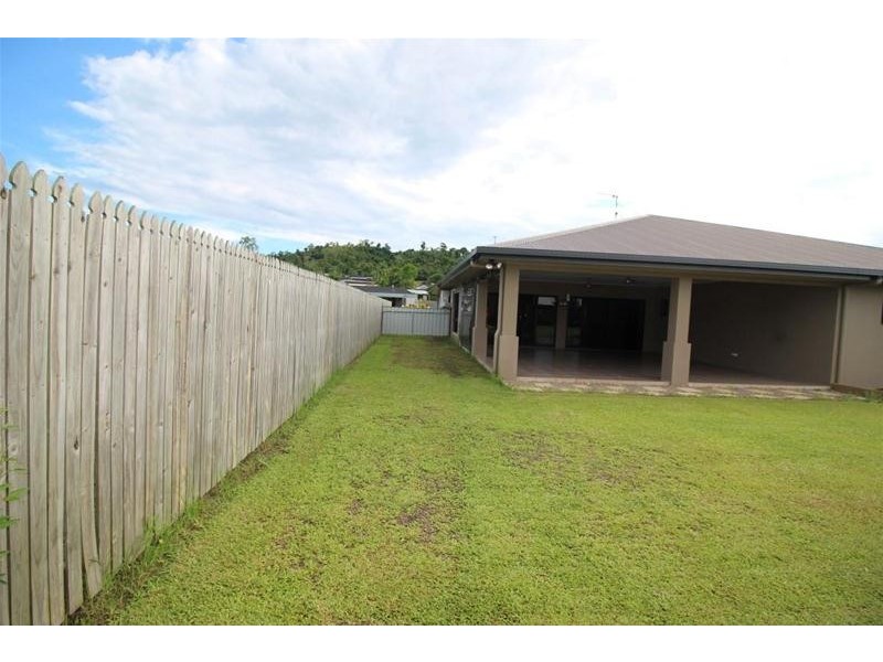 18 Voyager Street, South Mission Beach QLD 4852