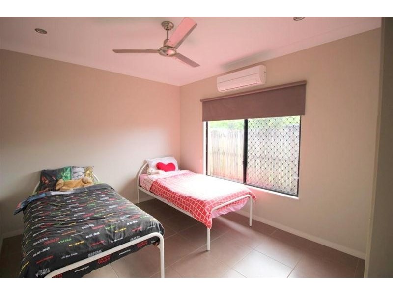 18 Voyager Street, South Mission Beach QLD 4852