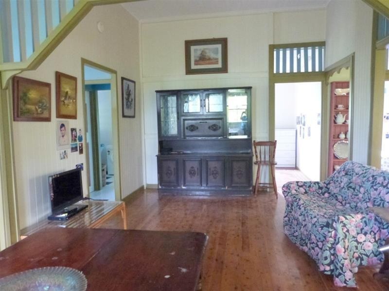 4 Walter Lever Estate Road, Silkwood QLD 4856