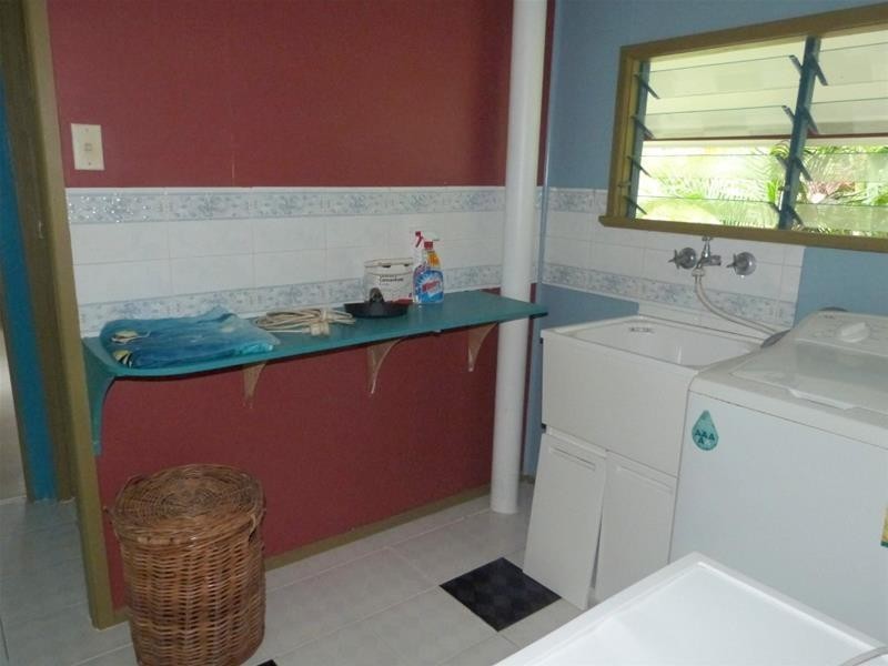 4 Walter Lever Estate Road, Silkwood QLD 4856