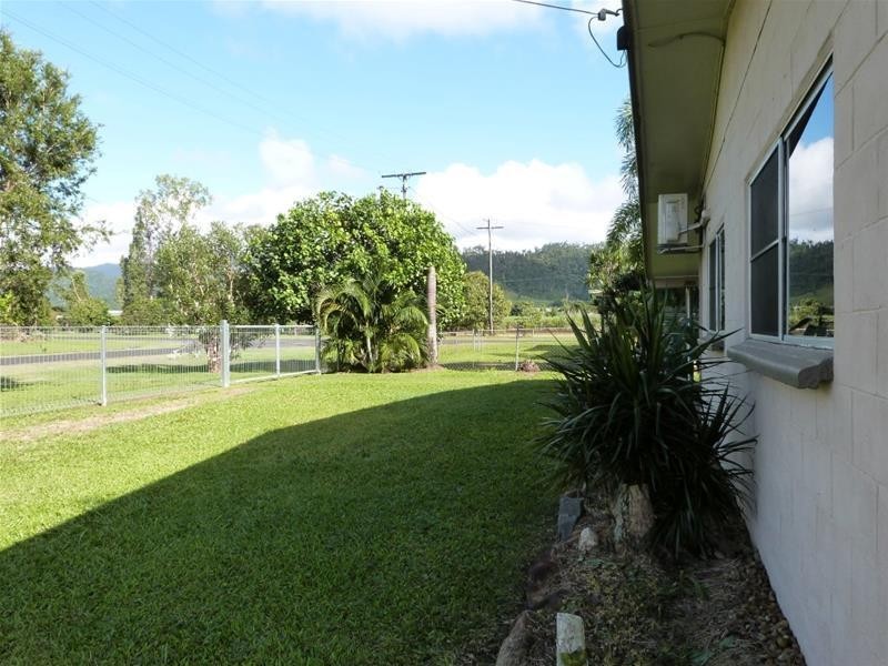 3 Wilson Street, El Arish QLD 4855