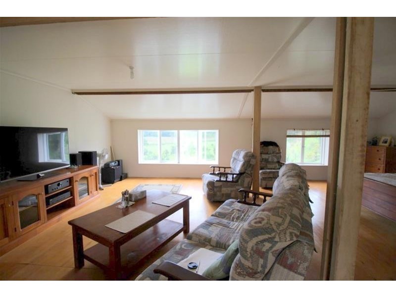 Lot 8, 729 Mena Creek Road, Mena Creek QLD 4871