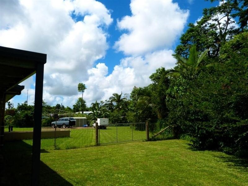 15 George Street, Silkwood QLD 4856