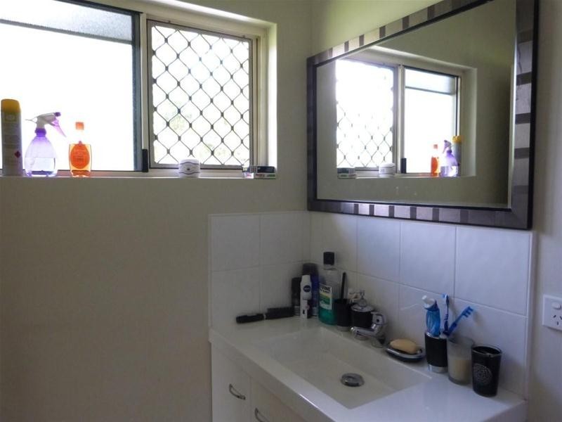 15 George Street, Silkwood QLD 4856