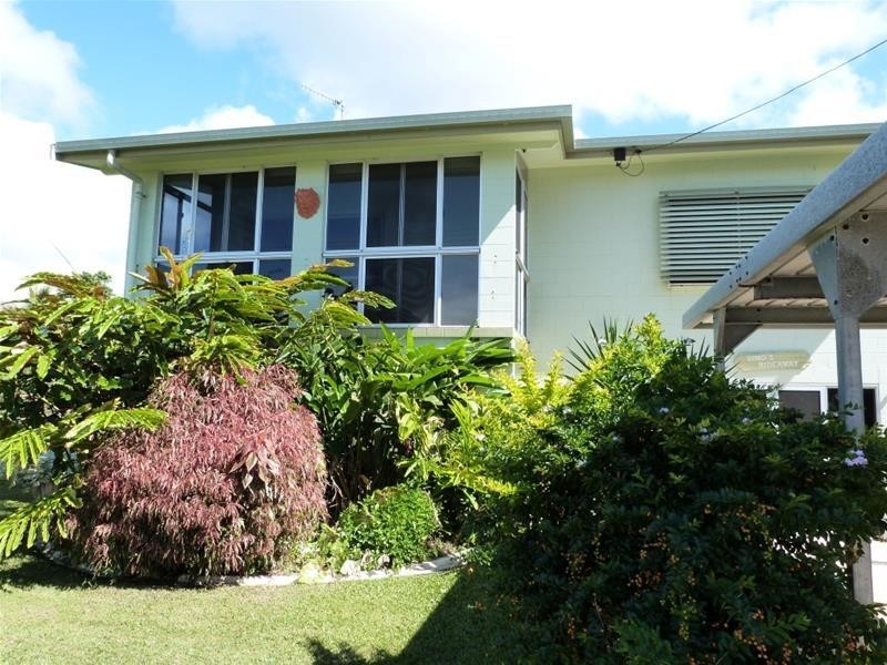 25 Holland Street, Wongaling Beach QLD 4852