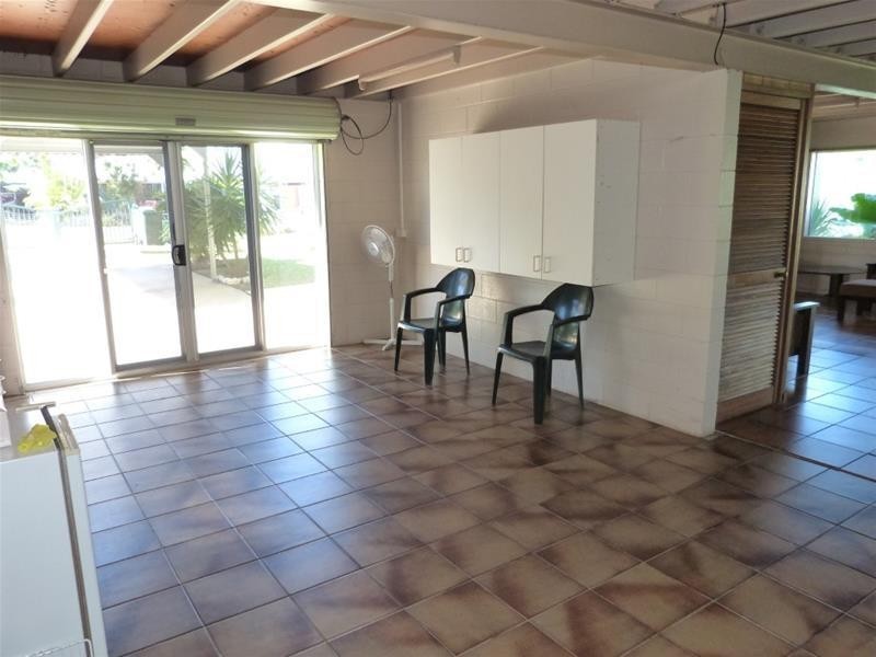 25 Holland Street, Wongaling Beach QLD 4852