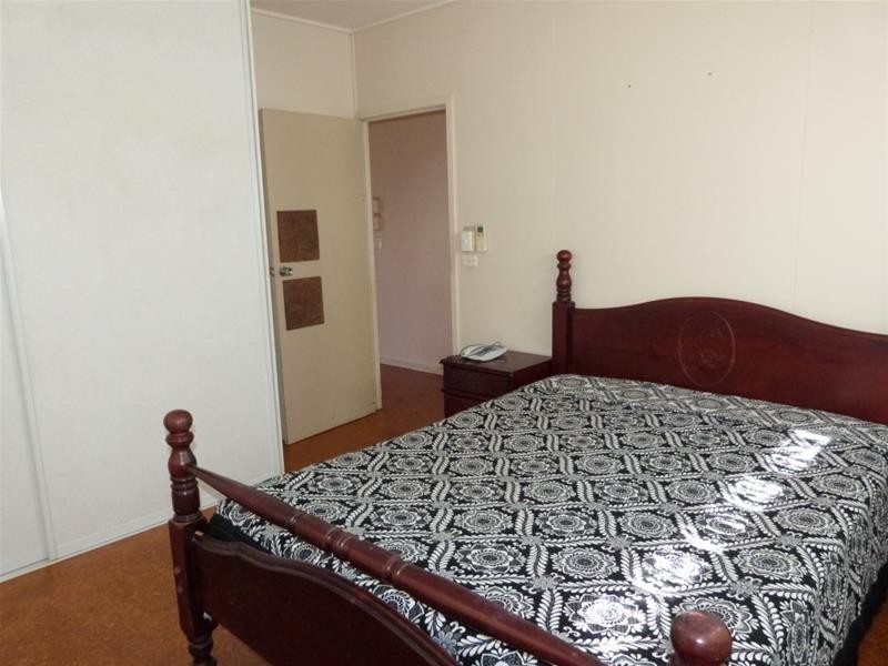 25 Holland Street, Wongaling Beach QLD 4852