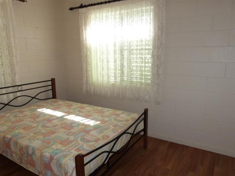 25 Holland Street, Wongaling Beach QLD 4852