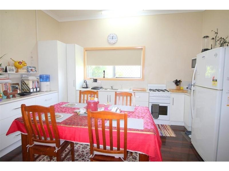 100 Victoria Street, Silkwood QLD 4856