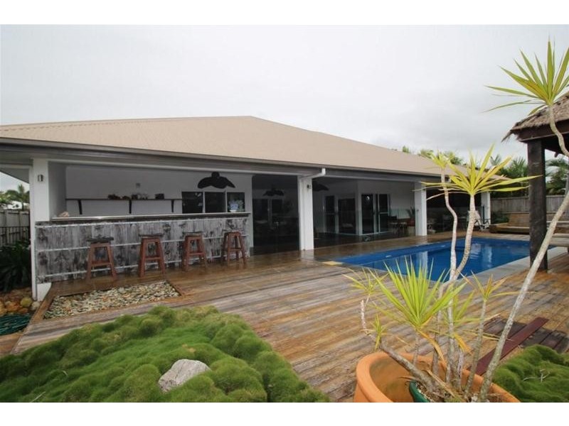 22 Mariner Drive, South Mission Beach QLD 4852