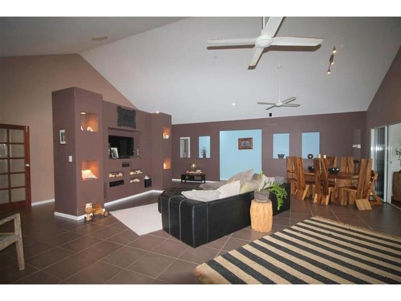 22 Mariner Drive, South Mission Beach QLD 4852