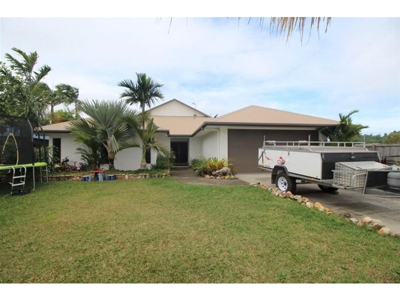 22 Mariner Drive, South Mission Beach QLD 4852