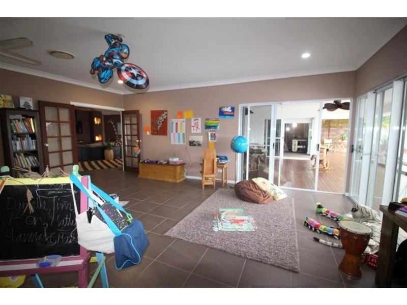 22 Mariner Drive, South Mission Beach QLD 4852