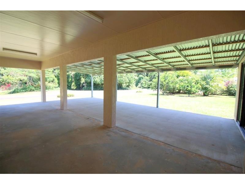 2A Royal Palm Drive, Mission Beach QLD 4852