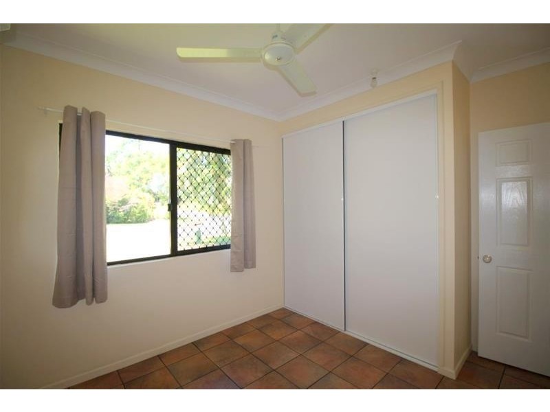 2A Royal Palm Drive, Mission Beach QLD 4852