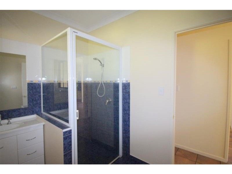 2A Royal Palm Drive, Mission Beach QLD 4852