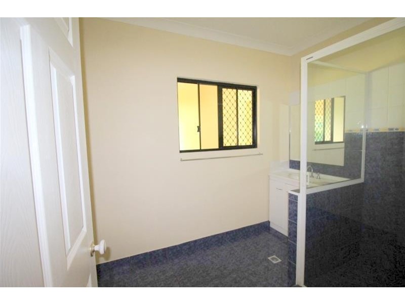 2A Royal Palm Drive, Mission Beach QLD 4852