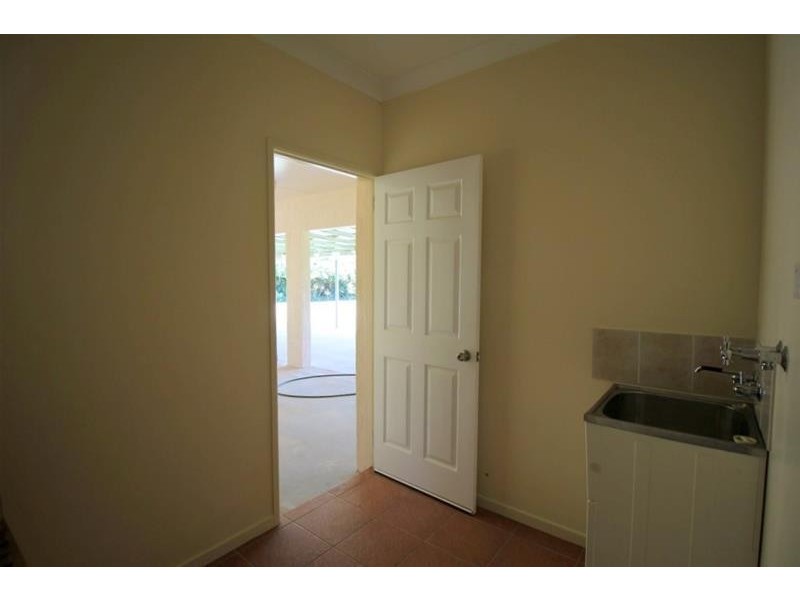 2A Royal Palm Drive, Mission Beach QLD 4852