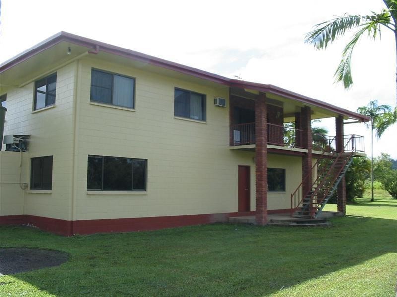 68 Meuanbah Road, Bombeeta QLD 4871