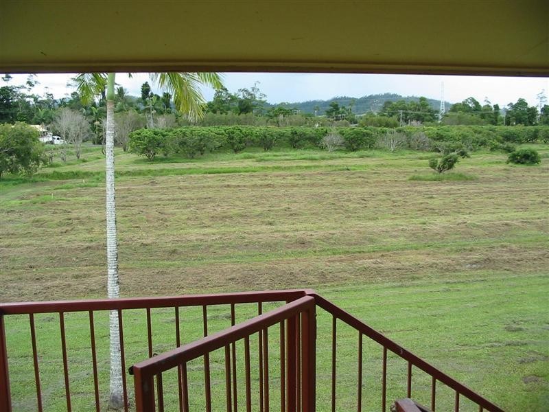 68 Meuanbah Road, Bombeeta QLD 4871