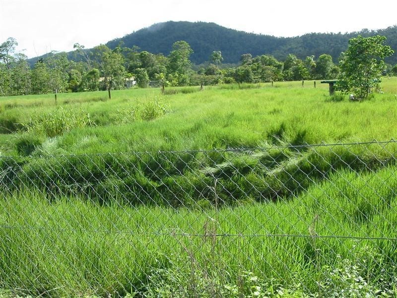 68 Meuanbah Road, Bombeeta QLD 4871