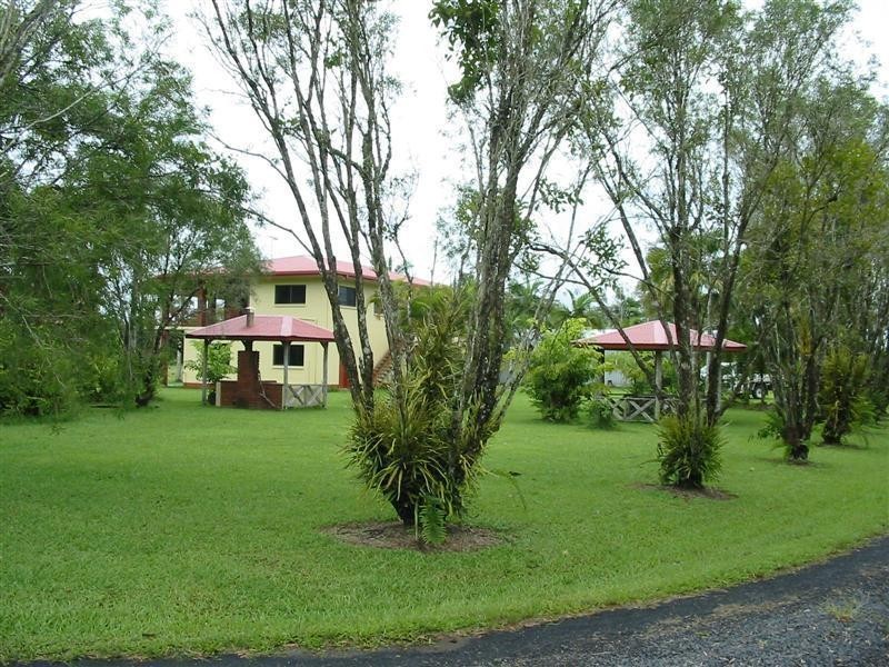 68 Meuanbah Road, Bombeeta QLD 4871