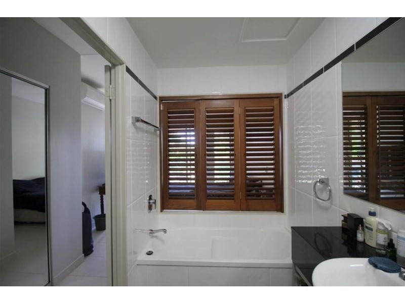 8/51A Porter Promenade, Mission Beach QLD 4852